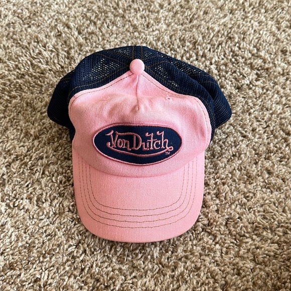 Von Dutch Accessories - Pink & Navy Von Dutch Trucker Hat